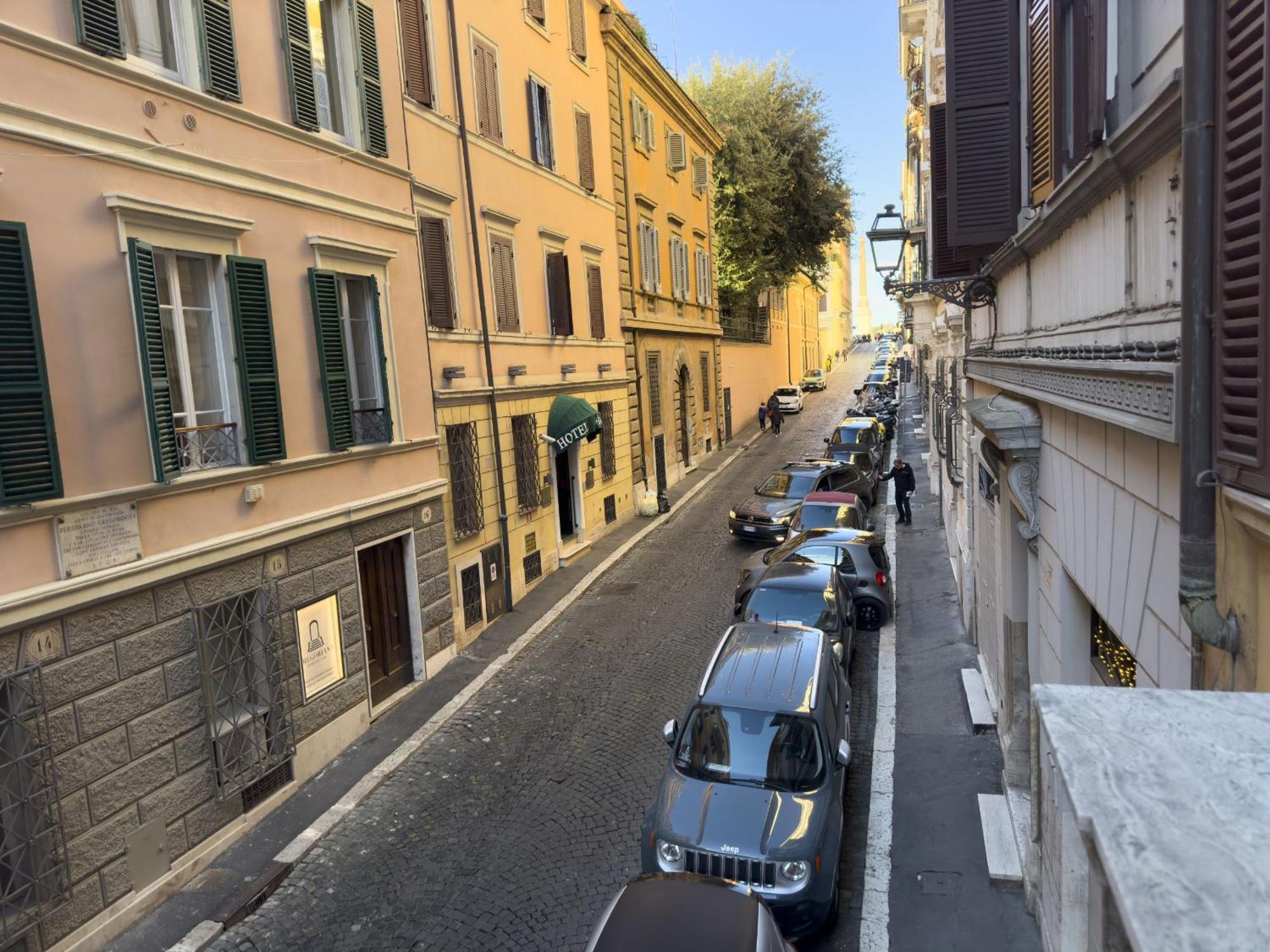 Lovely Nest With Balcony By The Spanish Steps Roma